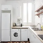 Canela Homes Rambla Cat Apartmán *