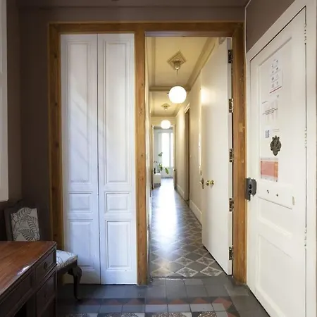 Canela Homes Rambla Cat