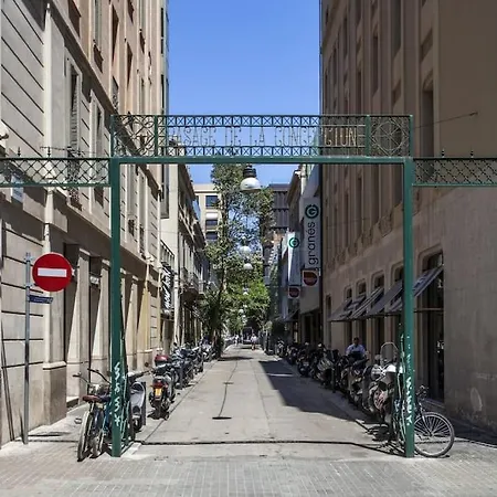 Canela Homes Rambla Cat Barcelona