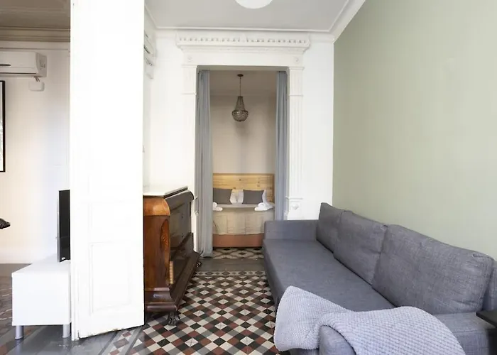 Canela Homes Rambla Cat