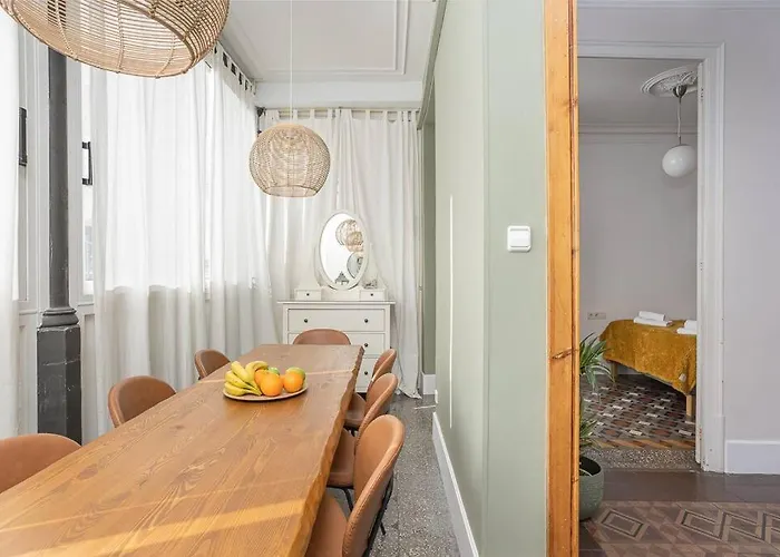 Canela Homes Rambla Cat