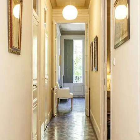 Canela Homes Rambla Cat דירה ברצלונה